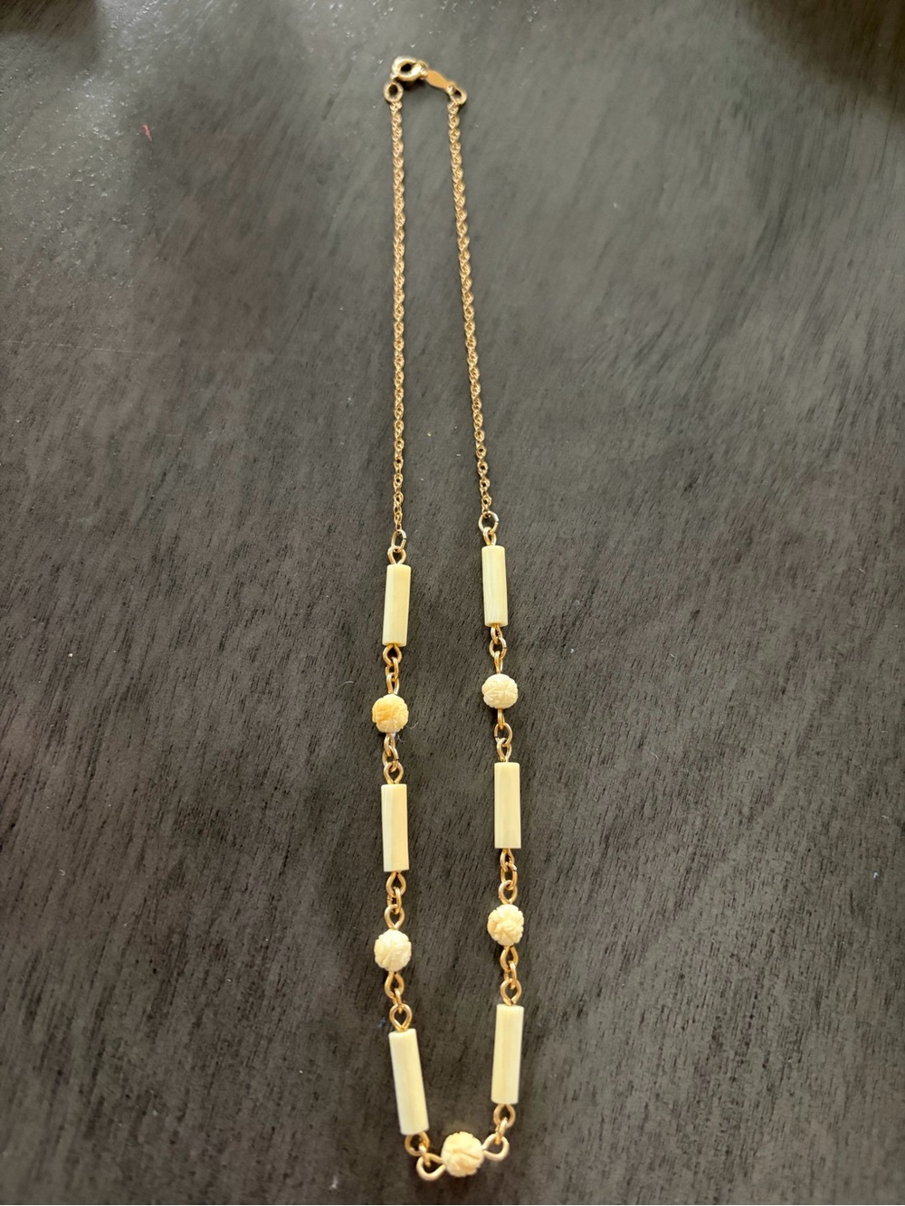 Vintage Gold Tone Rose Carved Beads Necklace
